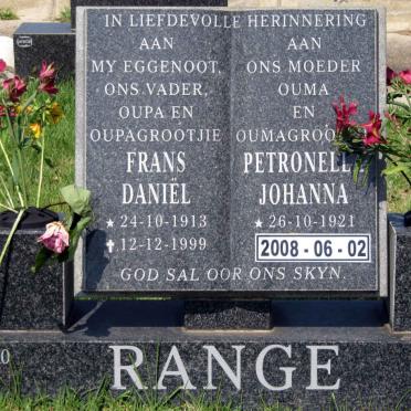 RANGE Frans Daniël 1913-1999 &amp; Petronella Johanna 1921-2008