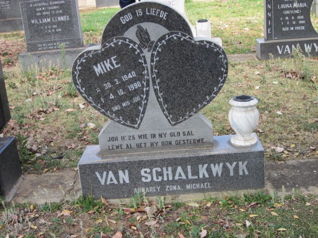 SCHALKWYK Mike, van 1940-1990