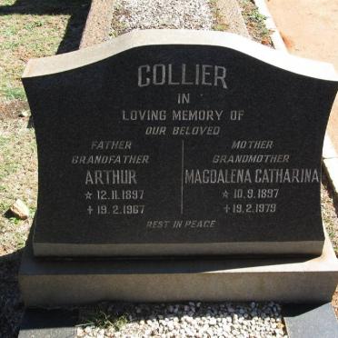 COLLIER Arthur 1897-1967 &amp; Magdalena Catharina 1897-1979