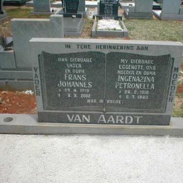 AARDT Frans Johannes, van 1919-2002 &amp; Ingenazina Petronella 1918-1980