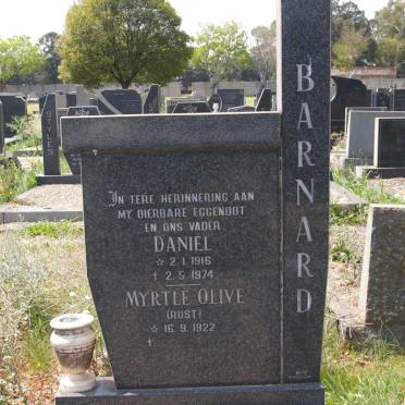 BARNARD Daniel 1916-1974 &amp; Myrtle Olive RUST 1922-