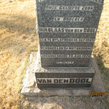 DOOL Nikolaas, van den 1905-1926