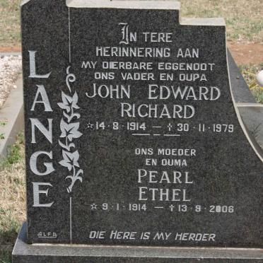 LANGE John Edward Richard 1914-1979 &amp; Pearl Ethel 1914-2006