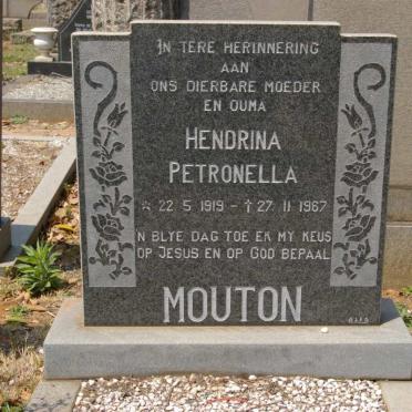 MOUTON Hendrina Petronella 1919-1967
