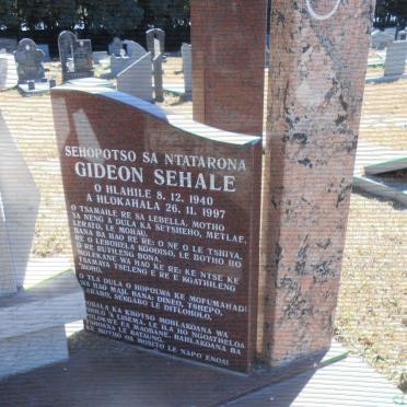 MOPHIRING Gideon Sehale 1940-1997