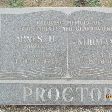 PROCTOR Norman E. 1912-1992 &amp; Agnes H. TORLEY 1922-1979