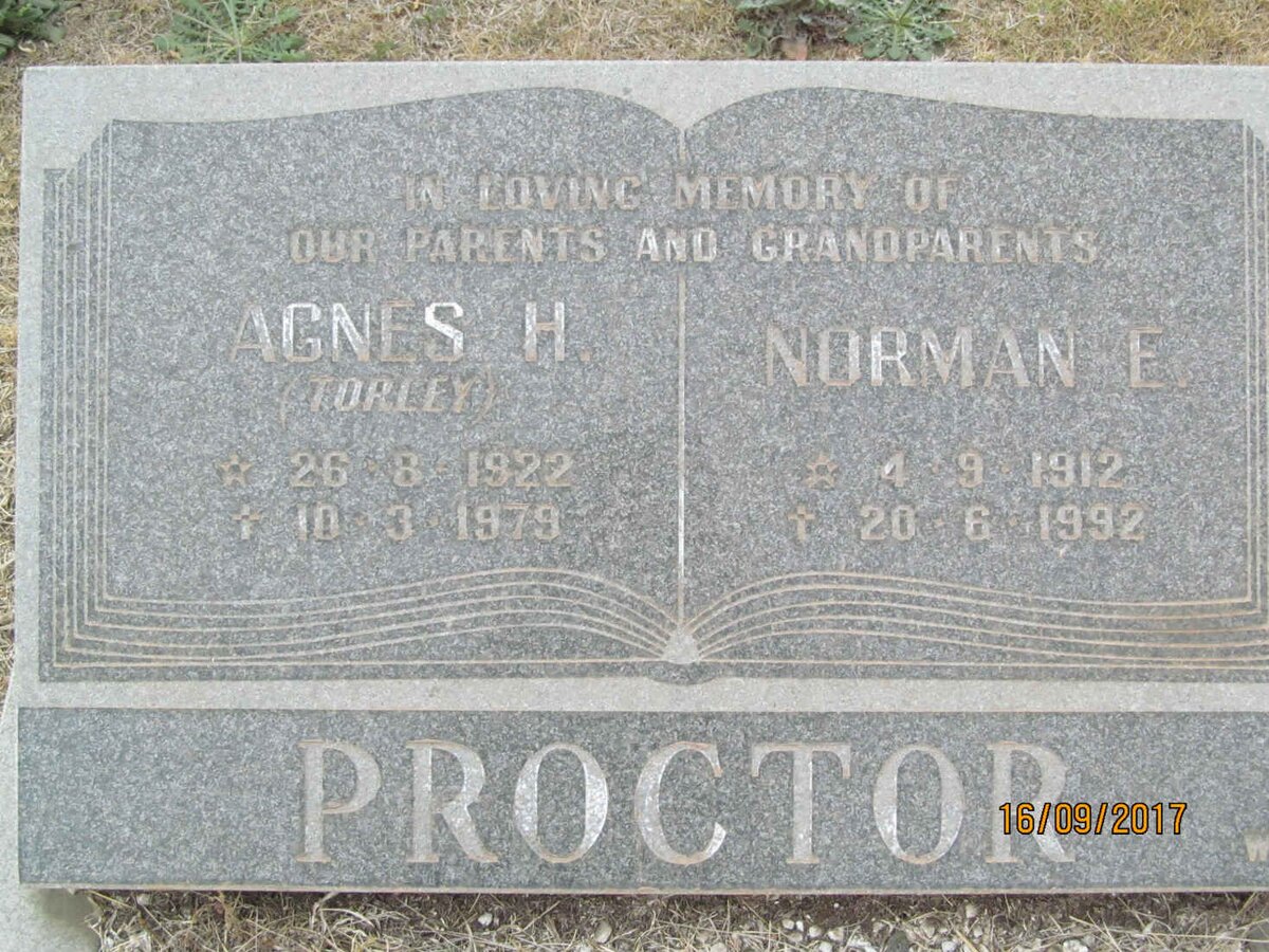 PROCTOR Norman E. 1912-1992 &amp; Agnes H. TORLEY 1922-1979
