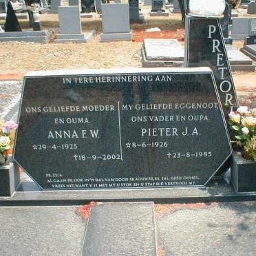 PRETORIUS Pieter J.A. 1926-1985 &amp; Anna F.W. 1925-2002