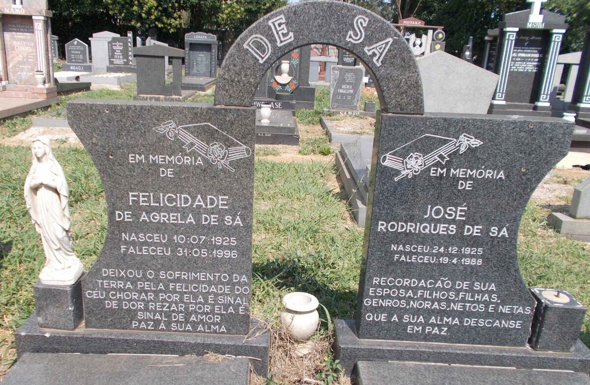 SÁ José Rodriques, de 1925-1988 &amp; Felicidade de Agrela 1925-1996