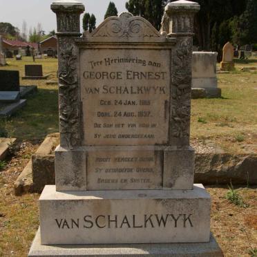 SCHALKWYK George Ernest, van 1915-1937