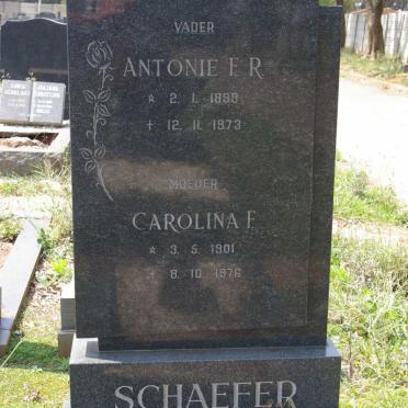 SCHAEFER Antonie F.R. 1899-1973 &amp; Carolina F. 1901-1976