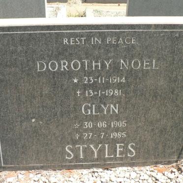 STYLES Glyn 1905-1985 &amp; Dorothy Noel 1914-1981