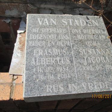 STADEN Erasmus Albertus, van 1954-2004 &amp; Susanna Jacoba 1957-