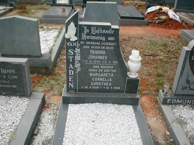 STADEN Hendrik Johannes, van 1940-1981 &amp; Margareta Cornelia Dorothea 1938-1996