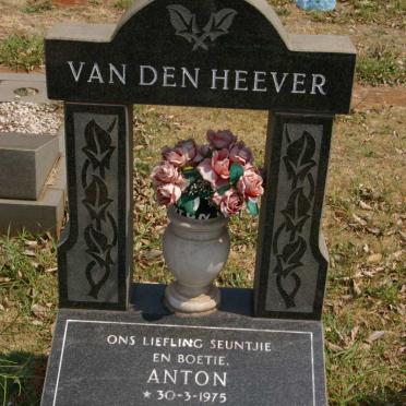 HEEVER Anton, van den 1975-1980