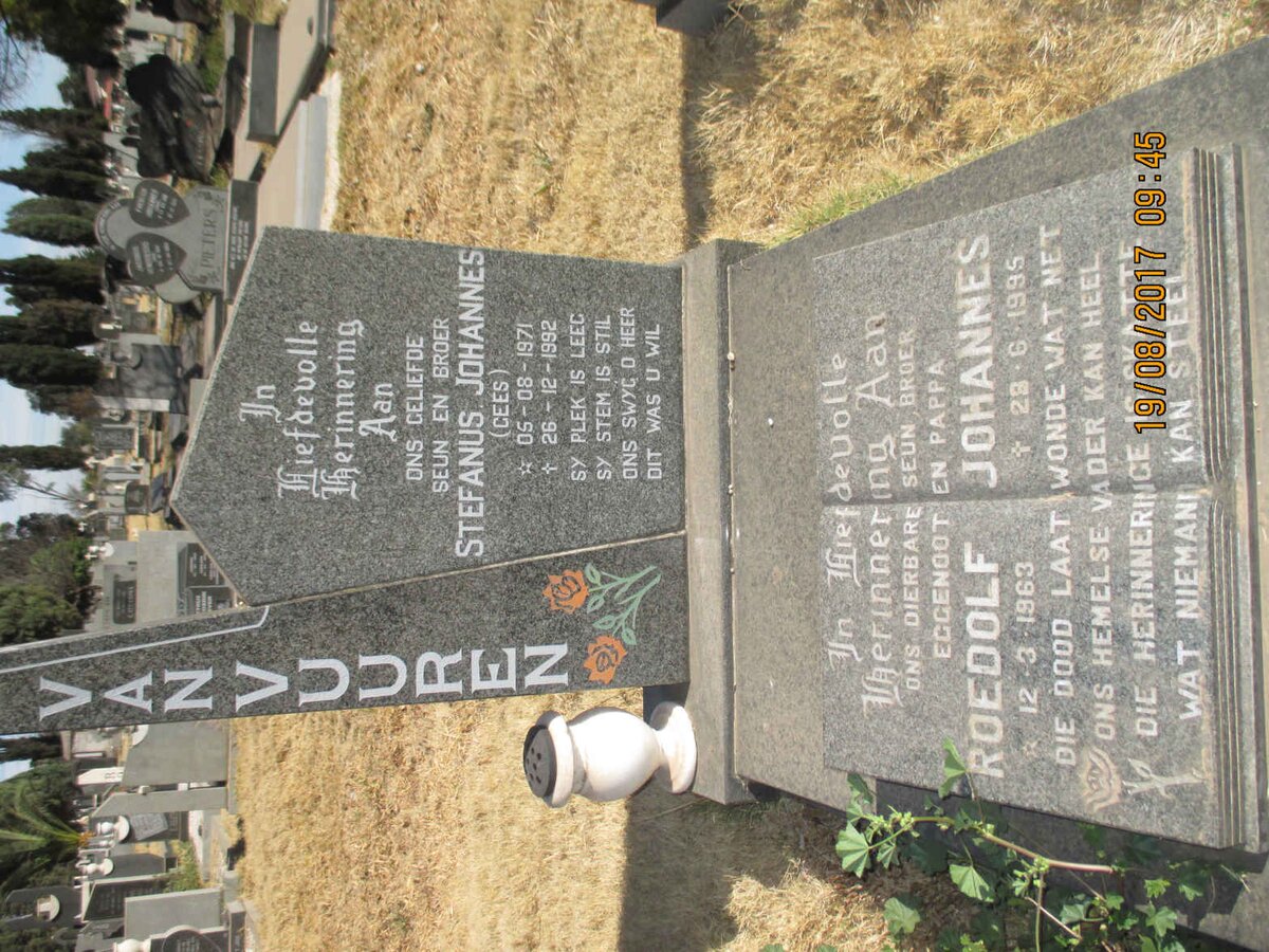 VUUREN Roedolf Johannes, van 1963-1995 :: VAN VUUREN Stefanus Johannes 1971-1992