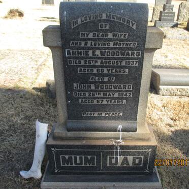 WOODWARD John -1942 &amp; Annie E. -1937