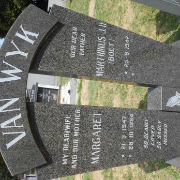 WYK Marthinus J.H., van 1942- &amp; Margaret 1947-1994
