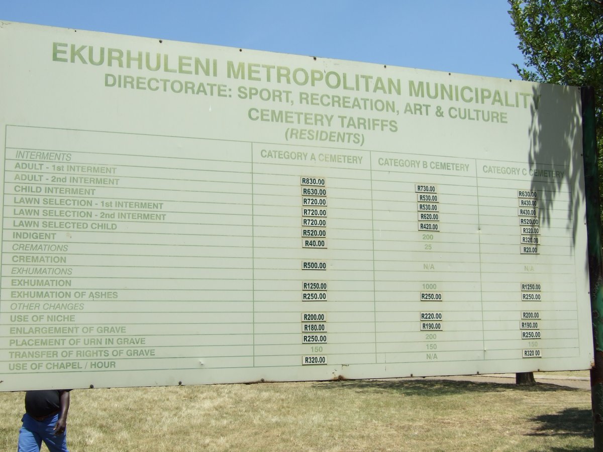 2. Plaque at the entrance at the new cemetery in Springs