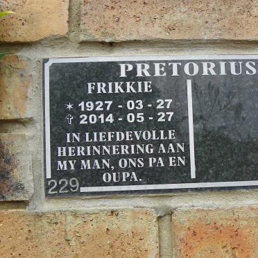 PRETORIUS Frikkie 1927-2014