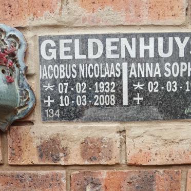 GELDENHUYS Jacobus Nicolaas 1932-2008 &amp; Anna Sophia 1940-