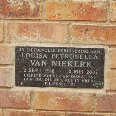 NIEKERK Louisa Petronella, van 1918-2007