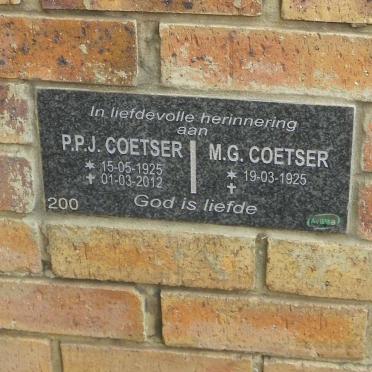 COETSER P.P.J. 1925-2012 &amp; M.G. 1925-