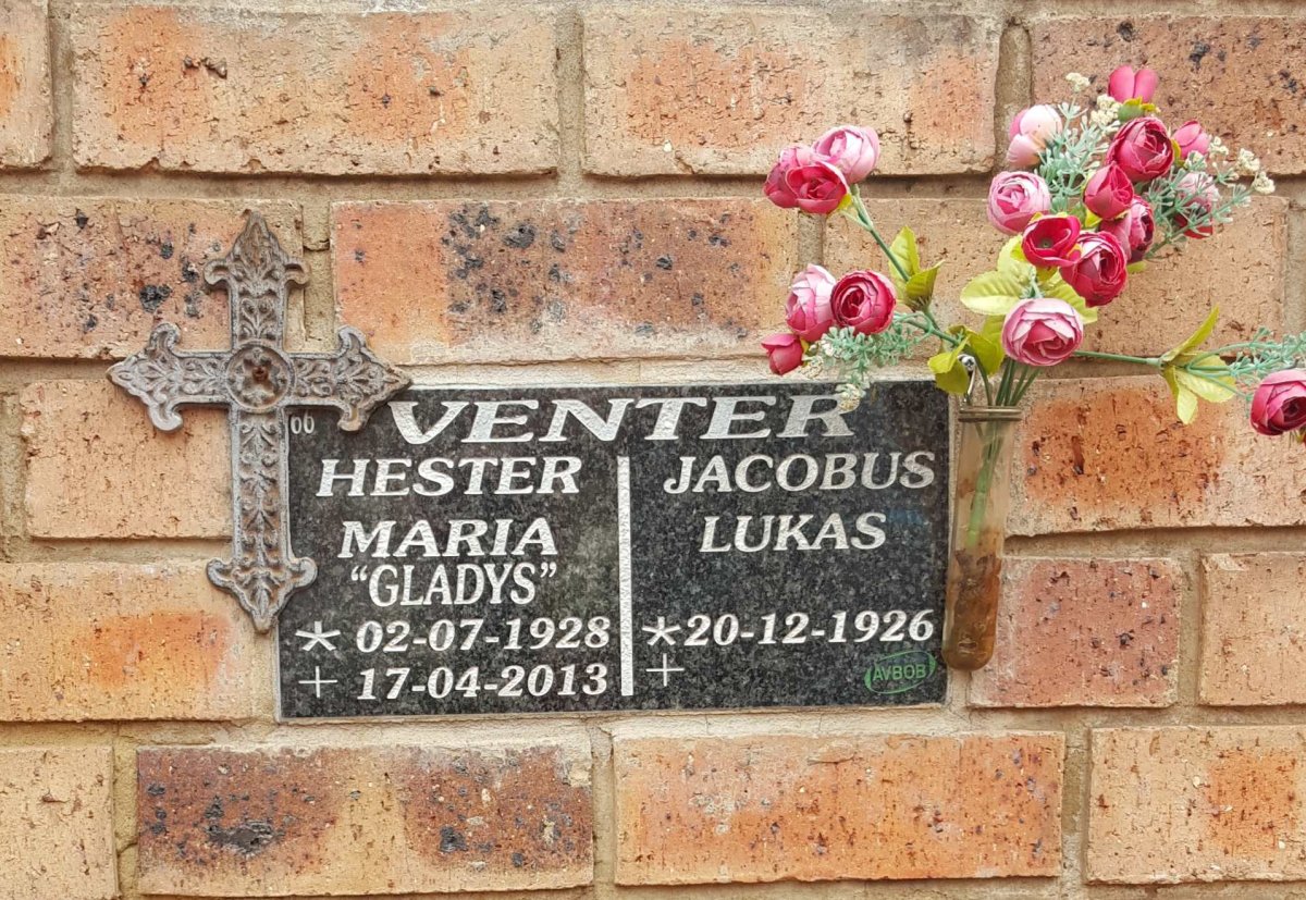 VENTER Jacobus Lukas 1926- &amp; Hester Maria 1928-2013