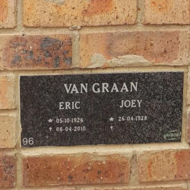 GRAAN Eric, van 1926-2010 &amp; Joey 1928-