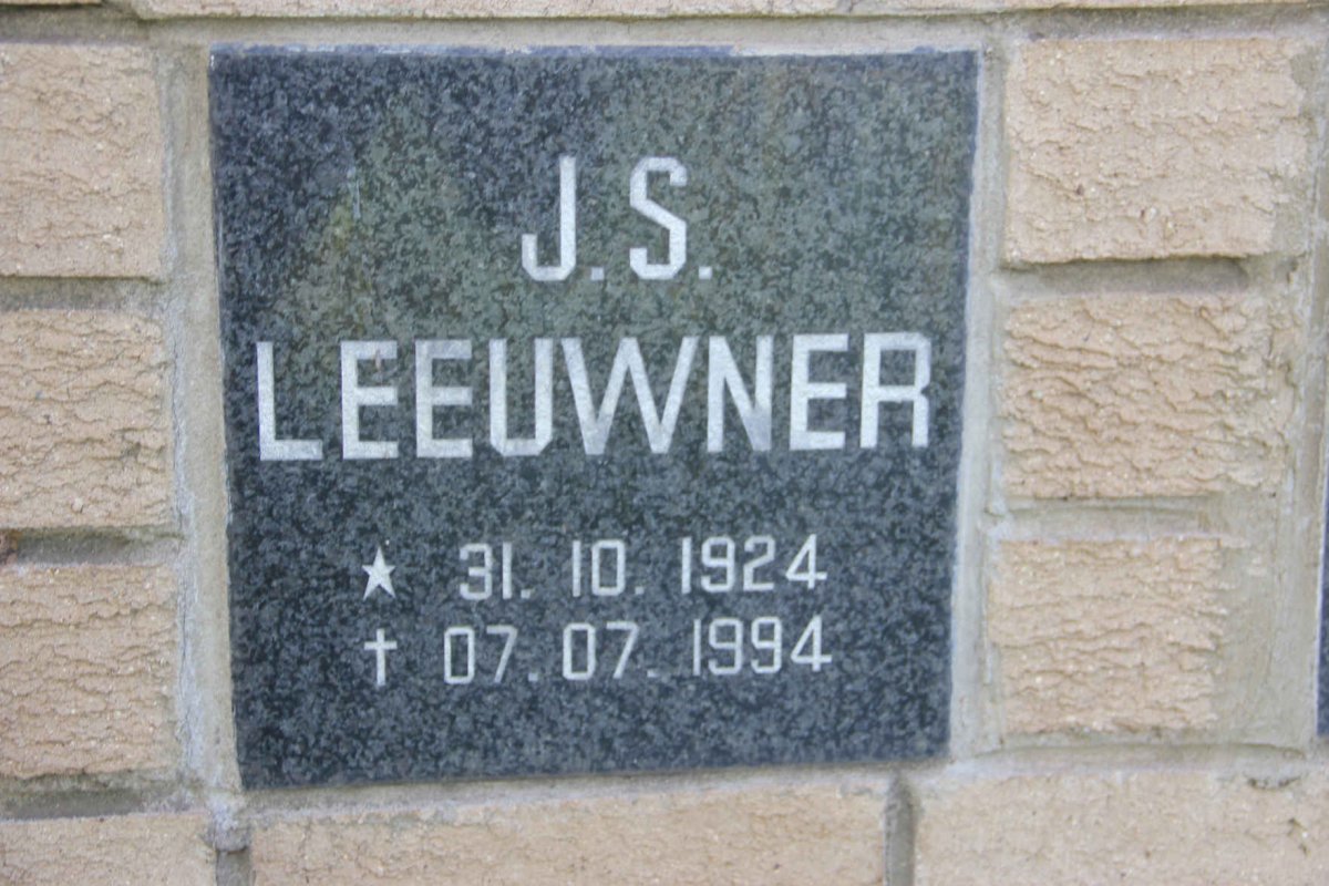LEEUWNER J.S. 1924-1994