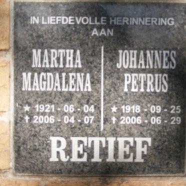 RETIEF Johannes Petrus 1918-2006 &amp; Martha Magdalena 1921-2006