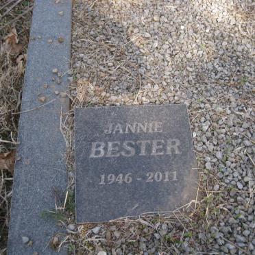 BESTER Jannie 1946-2011 :: BESTER Francisca 1978-1986_2
