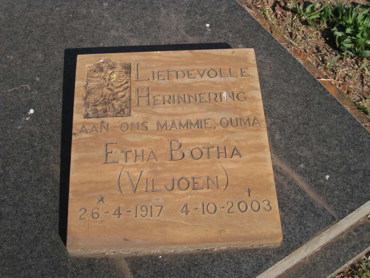 BOTHA Chris 1916-1986 & Etha VILJOEN 1917-2003_3