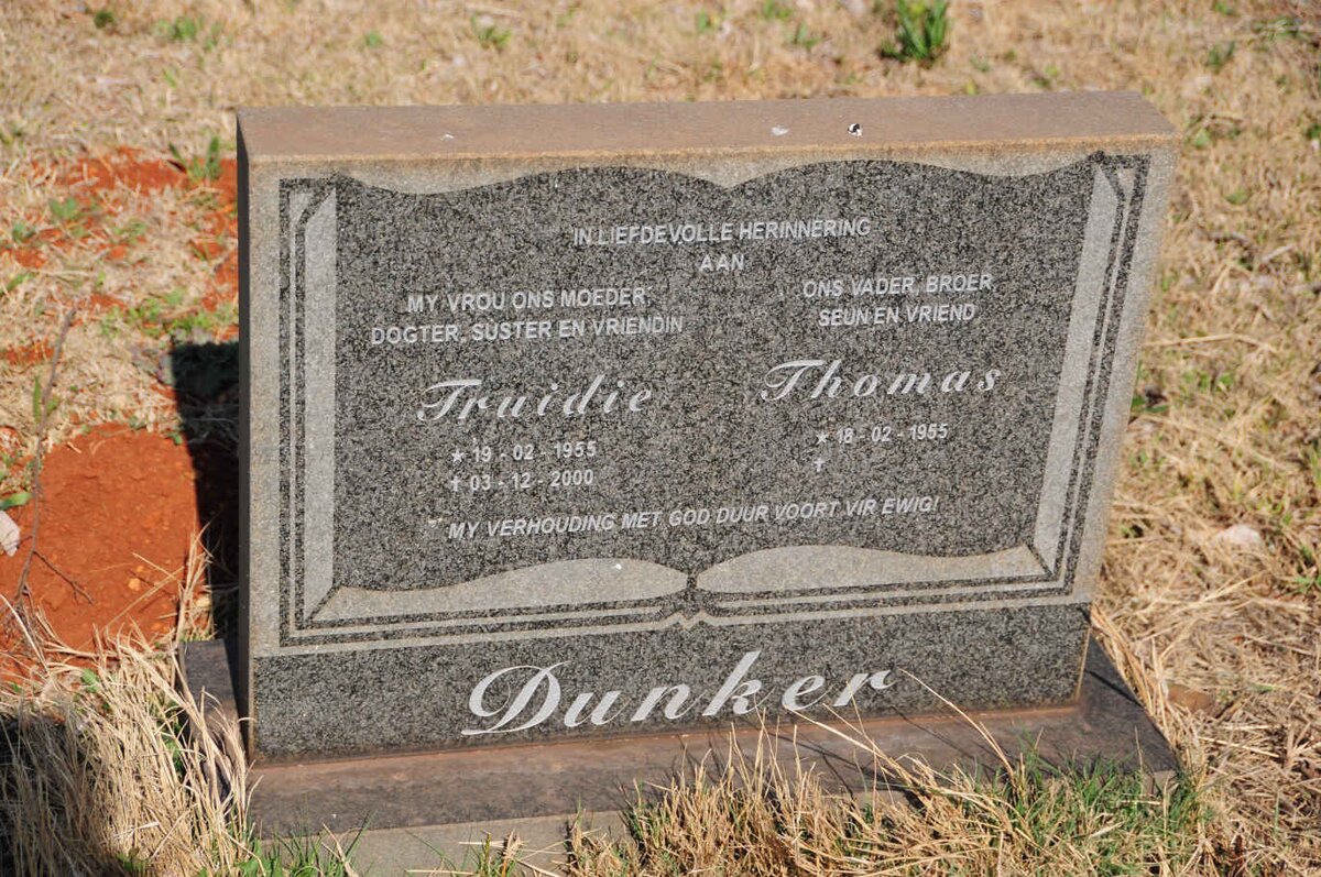 DUNKER Thomas 1955- & Truidie 1955-2000