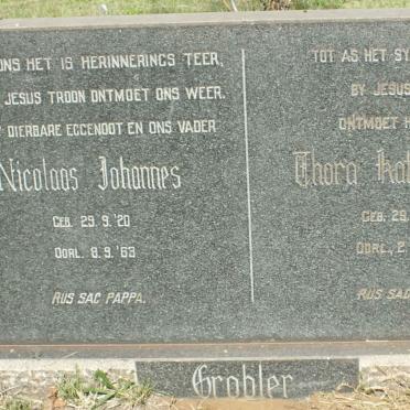 GROBLER Nicolaas Johannes 1920-1963 &amp; Thora Kate Frances 1924-1984