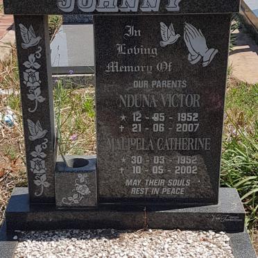JOHNNY Nduna Victor 1952-2007 &amp; Malipela Catherine 1952-2002