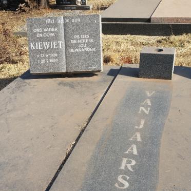 JAARSVELD Kiewiet, van 1920-1999 &amp; Santjie 1920-1997