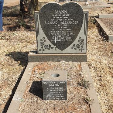 MANN Richard Alexander 1915-1980 &amp; Noreen Joan 1923-2000