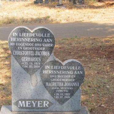 MEYER Christoffel Jacobus Gerhardus 1919-2008 &amp; Magretha Johanna voorheen SMUTS nee VENTER 1923-2009