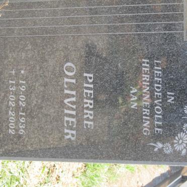 OLIVIER Pierre 1936-2002