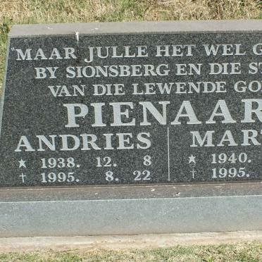 PIENAAR Andries 1938-1995 &amp; Martie 1940-1995
