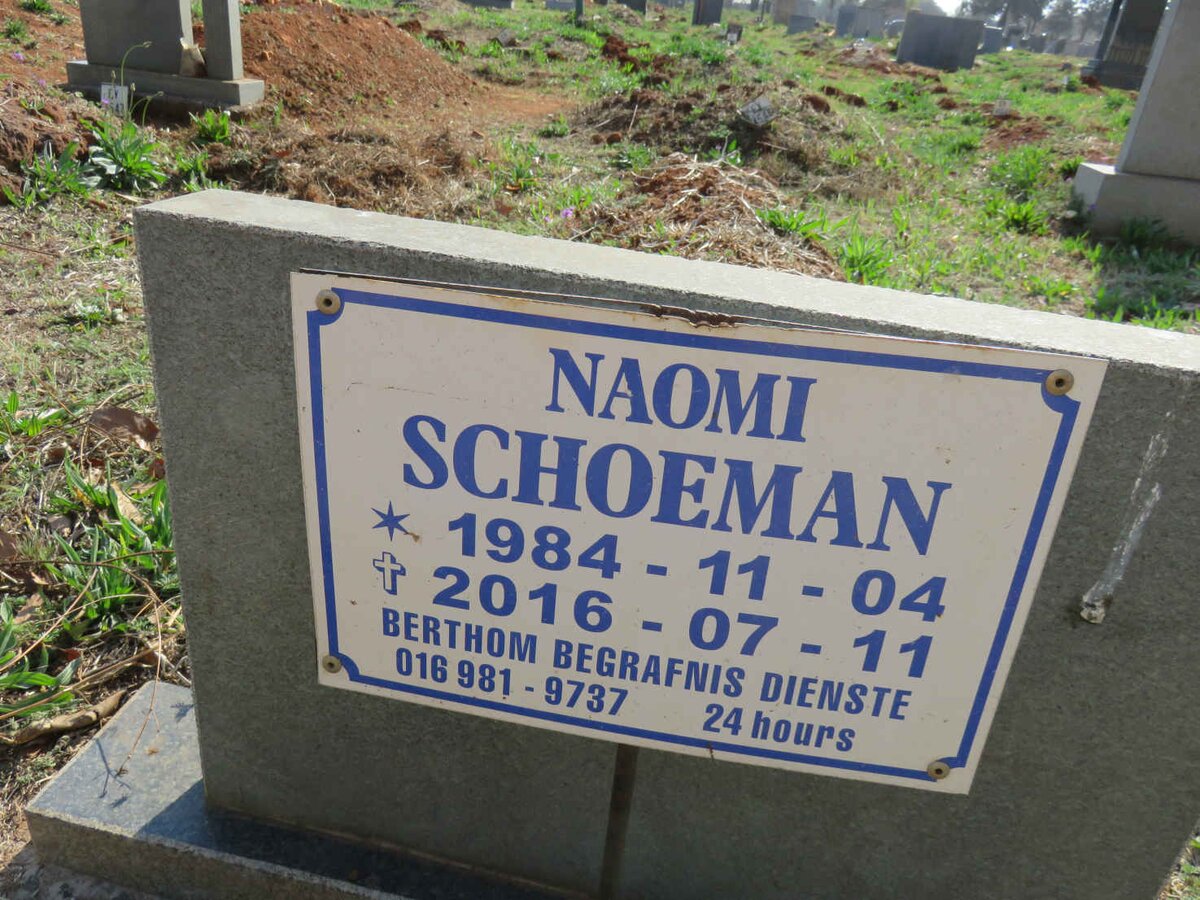 SCHOEMAN Naomi 1984-2016