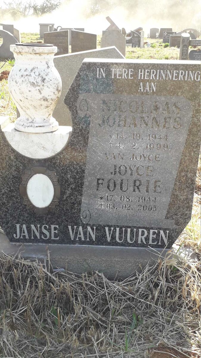 VUUREN Nicolaas Johannes, Janse van 1944-1999 & Joyce FOURIE 1944-2005