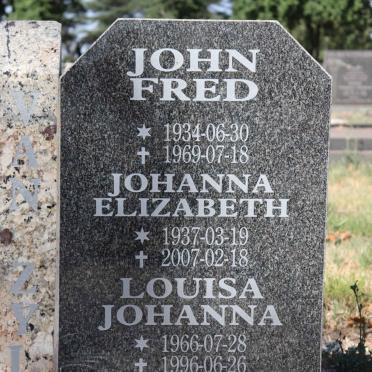ZYL John Fred, van 1934-1969 & Johanna Elizabeth 1937-2007 :: VAN ZYL Louisa Johanna 1966-1996