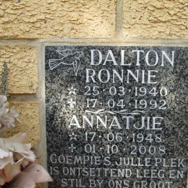 DALTON Ronnie 1940-1992 &amp; Annatjie 1948-2008