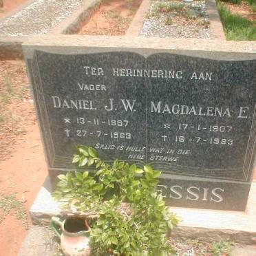 PLESSIS Daniel J.W., du 1897-1963 &amp; Magdalena E., du 1907-1983