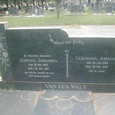 WALT Ignatius Johannes, van der 1896-1967 &amp; Gertruida Johanna 1899-1989