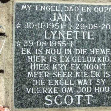 SCOTT Jan G. 1951-2007 &amp; Lynette 1955-