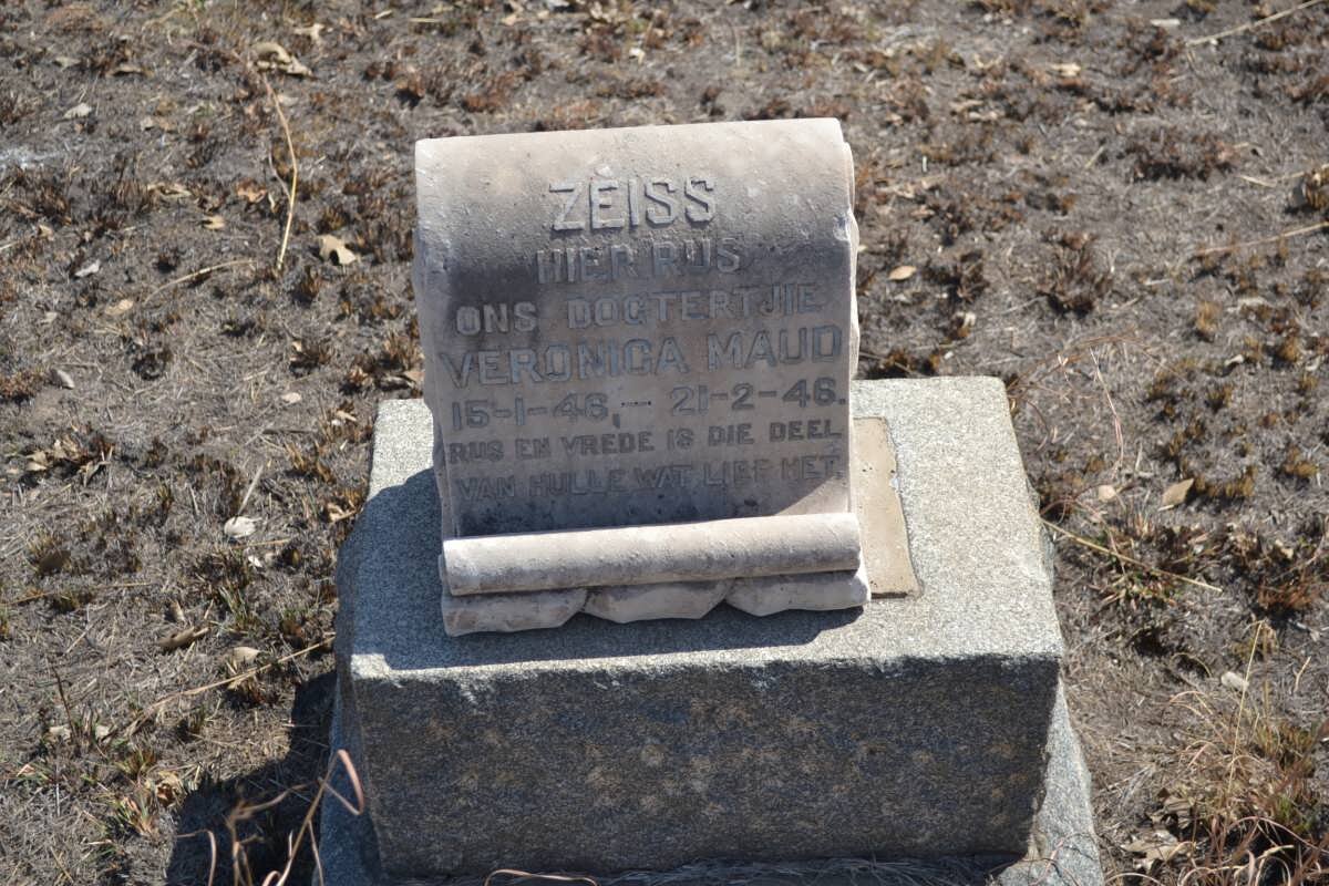 ZEISS Veronica Maud 1946-1946