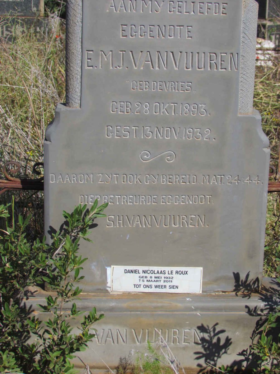 VUUREN E.M.J., van nee DE VRIES 1893-1932 ::  ROUX Daniel Nicolaas, le 1932-2011